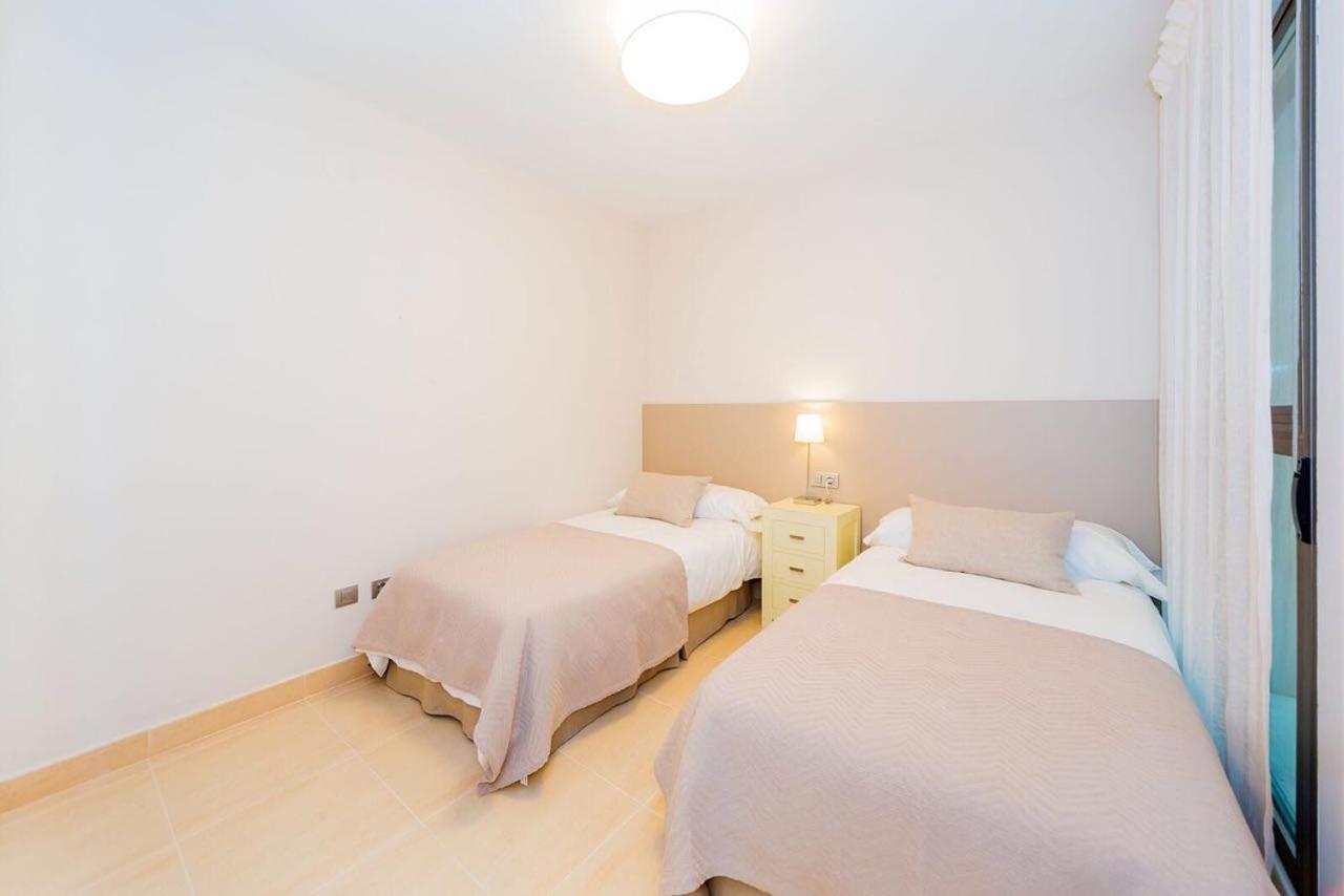 Шикарная Квартира На Первой Линии -Luxury Apartment On The First Line Sea 또레비에하 외부 사진