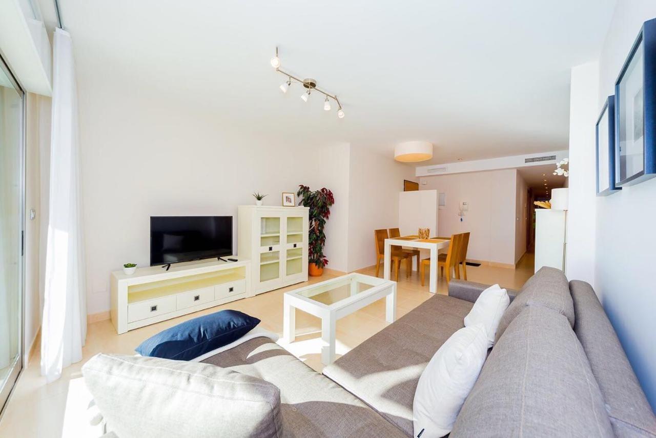 Шикарная Квартира На Первой Линии -Luxury Apartment On The First Line Sea 또레비에하 외부 사진